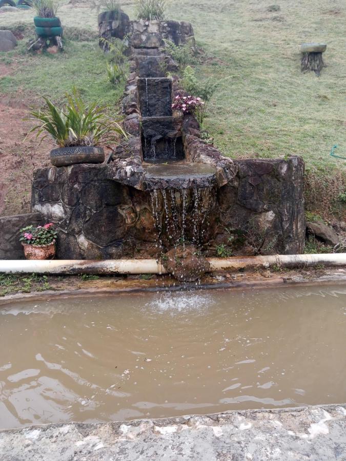 Pesqueiro Restaurante E Pousada Pingo De Ouro Piedade  Bagian luar foto